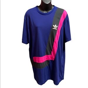 Womens adidas shirt size XL